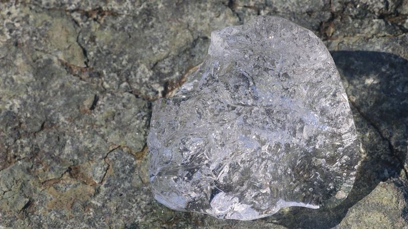 磷礦浮選起泡什么原因，磷礦浮選消泡劑如何使用？